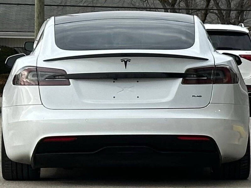 2021 Tesla Model S Plaid