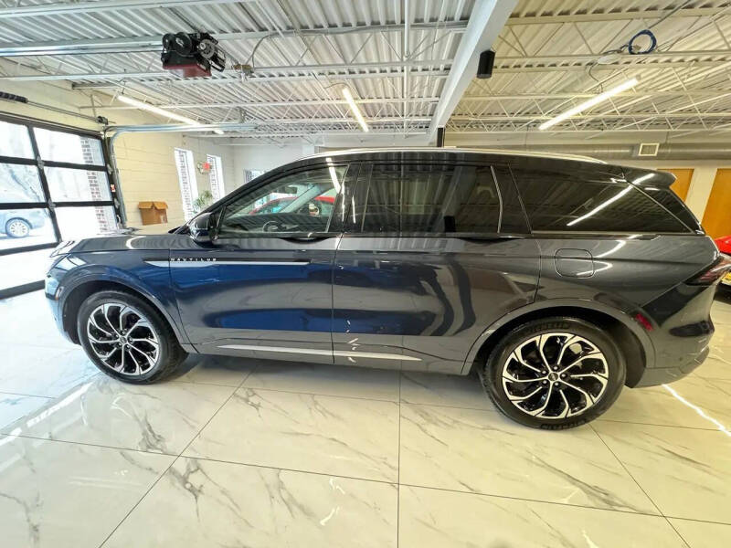2024 Lincoln Nautilus Reserve
