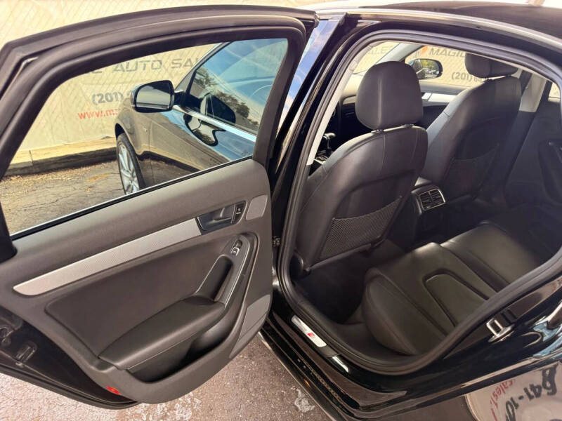 2016 Audi A4 2.0T quattro Premium