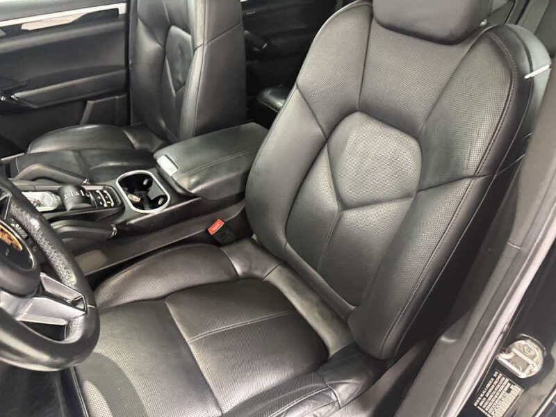 2016 Porsche Cayenne S E-Hybrid