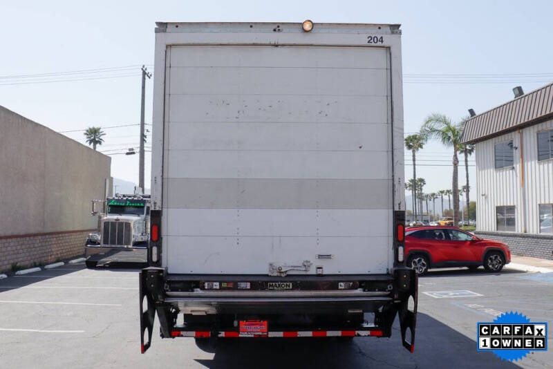 2018 International DuraStar 4300