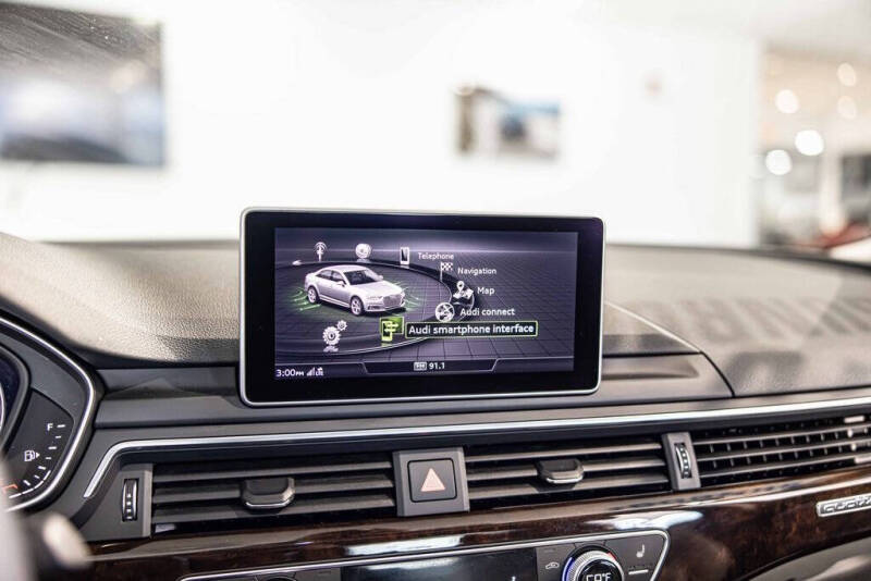 2019 Audi A4 quattro Premium Plus 45 TFSI