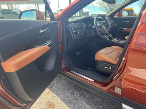 2020 Cadillac XT4 Premium Luxury