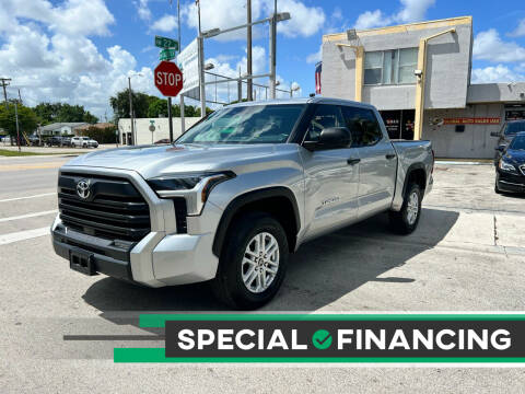2022 Toyota Tundra for sale at Global Auto Sales USA in Miami FL