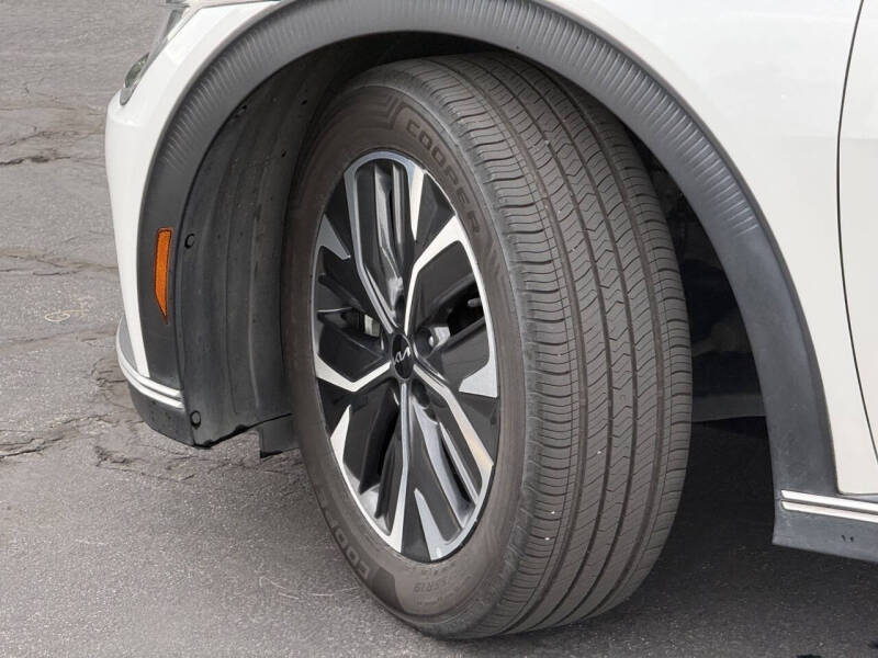 2022 Kia EV6 Light