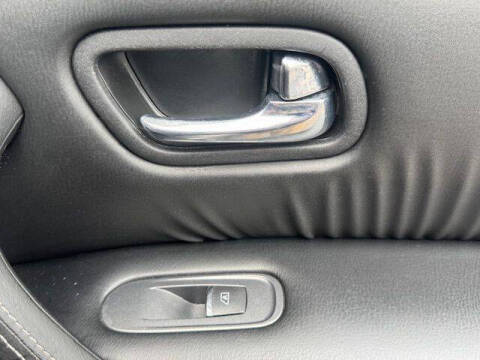 2017 Nissan Armada SL