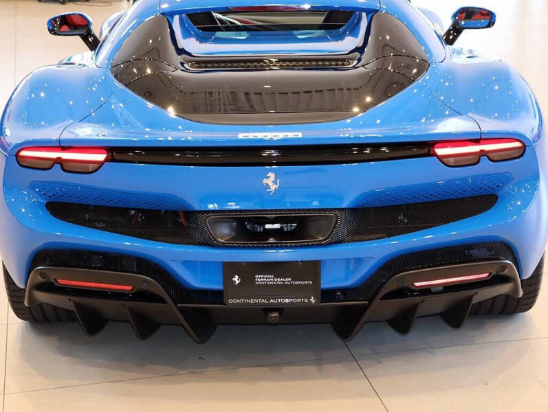 2024 Ferrari 296 GTS