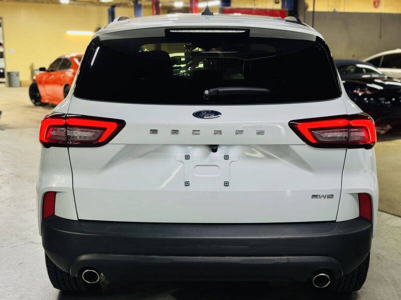 2025 Ford Escape ST-Line Select
