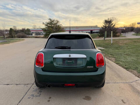 2015 MINI Hardtop 4 Door Cooper