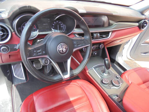 2019 Alfa Romeo Stelvio Ti Lusso