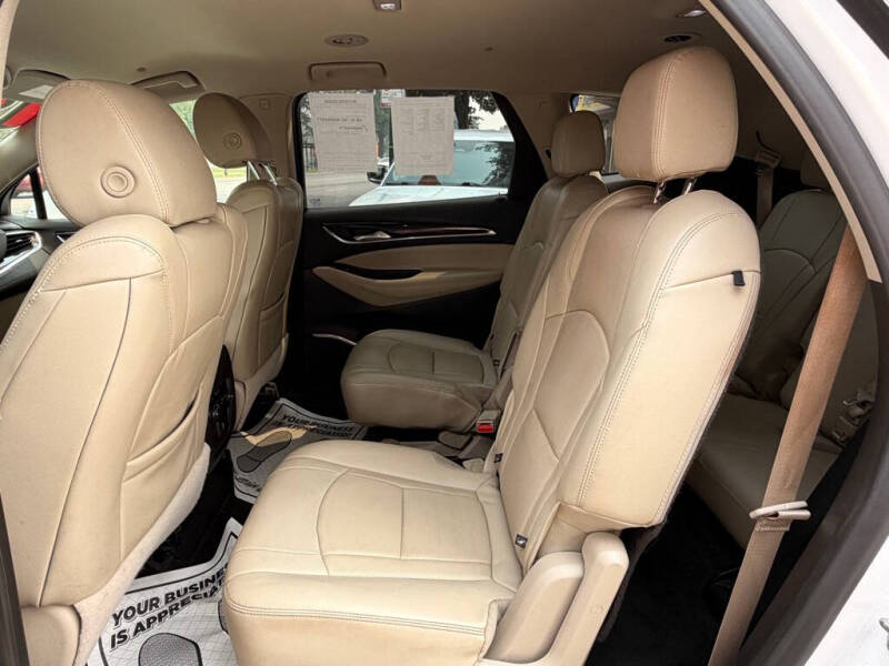 2019 Buick Enclave Essence