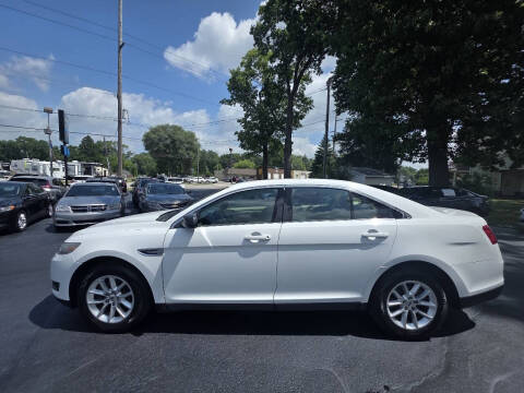 2015 Ford Taurus SE