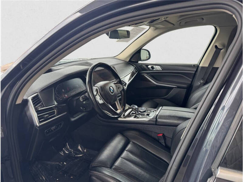 2019 BMW X7 xDrive40i