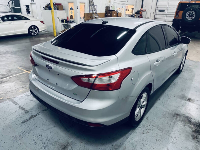 2012 Ford Focus SE