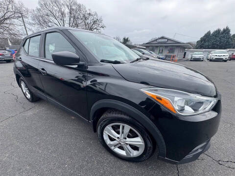 2020 Nissan Kicks S