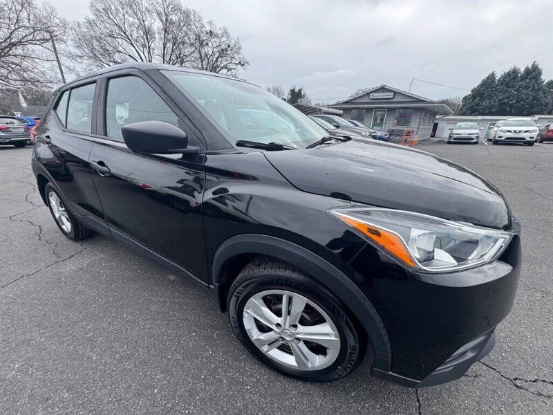 2020 Nissan Kicks S