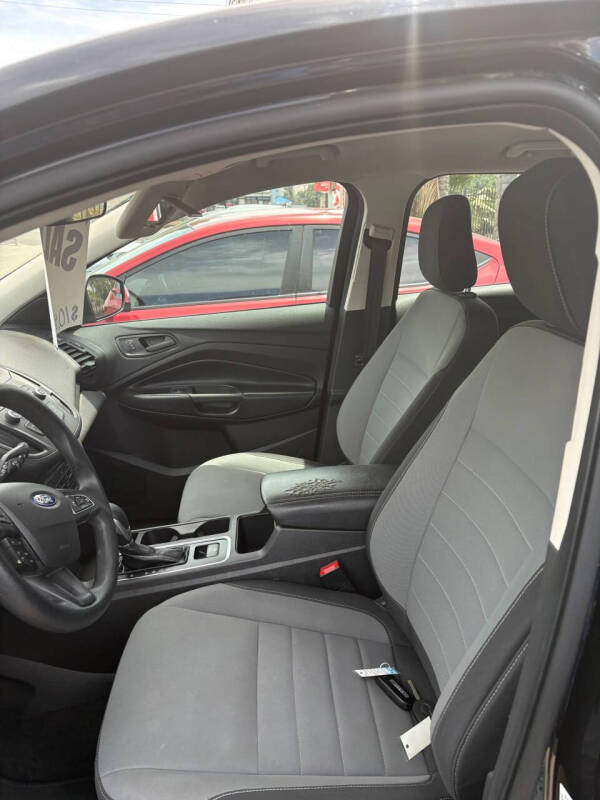 2019 Ford Escape S