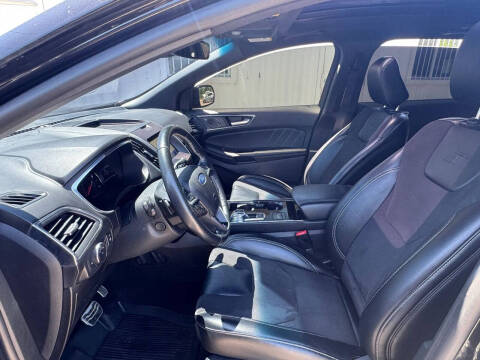2020 Ford Edge ST