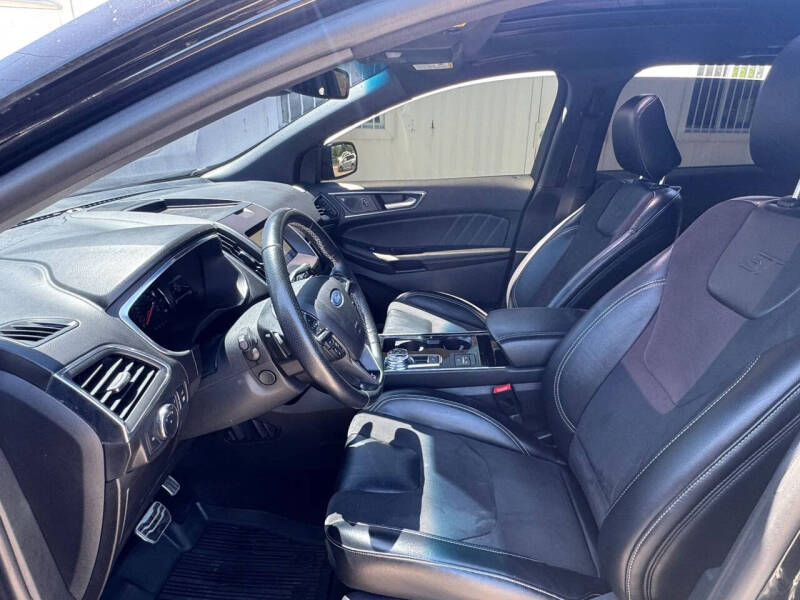 2020 Ford Edge ST