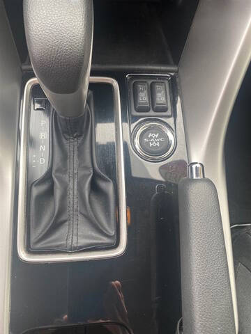 2022 Mitsubishi Eclipse Cross LE