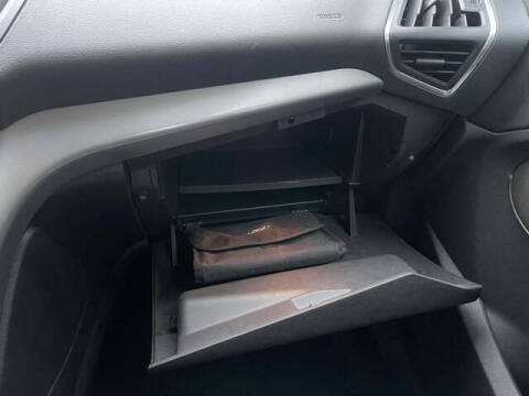 2013 Ford C-MAX Hybrid SE