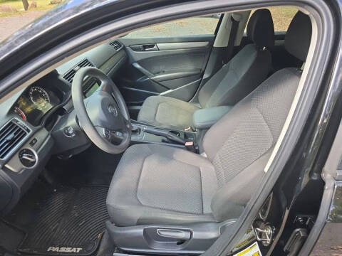 2012 Volkswagen Passat S PZEV