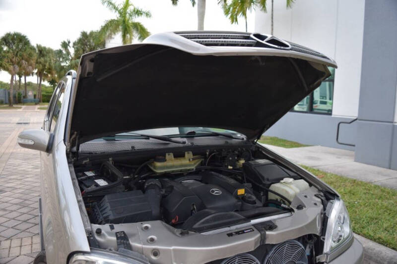 2005 Mercedes-Benz M-Class ML 350