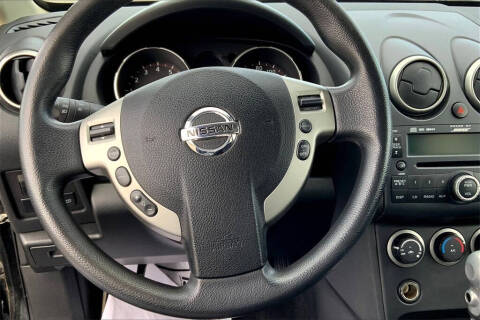 2010 Nissan Rogue S Krom