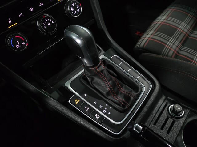 2021 Volkswagen Golf GTI Autobahn