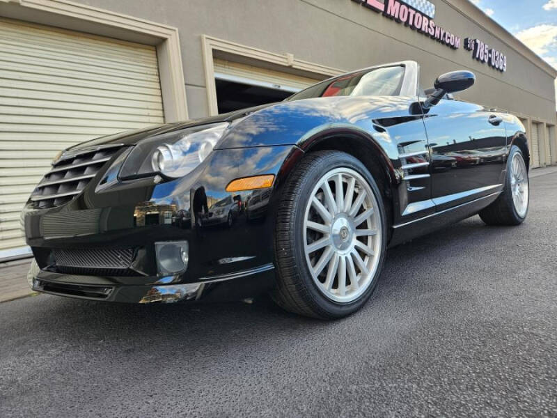 2005 Chrysler Crossfire SRT-6 photo 36