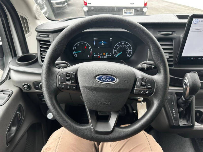 2025 Ford Transit 250