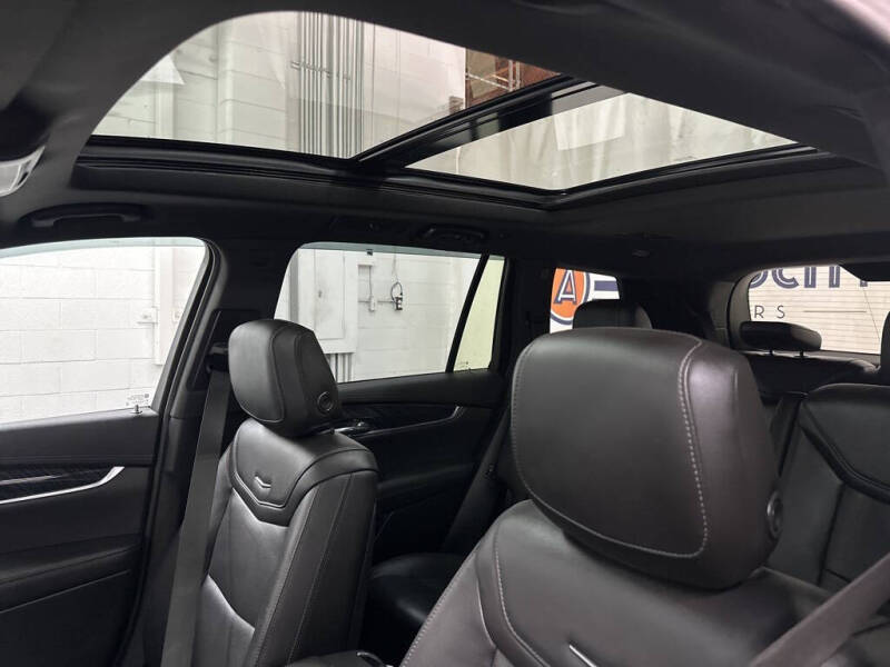 2020 Cadillac XT6 Premium Luxury