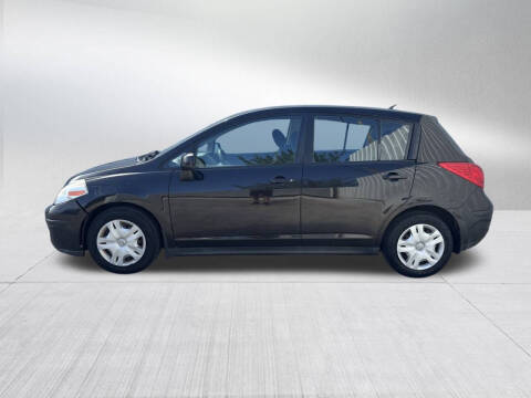 2011 Nissan Versa 1.8 S