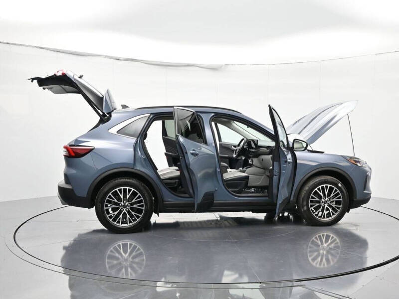 2025 Ford Escape Plug-In Hybrid PHEV