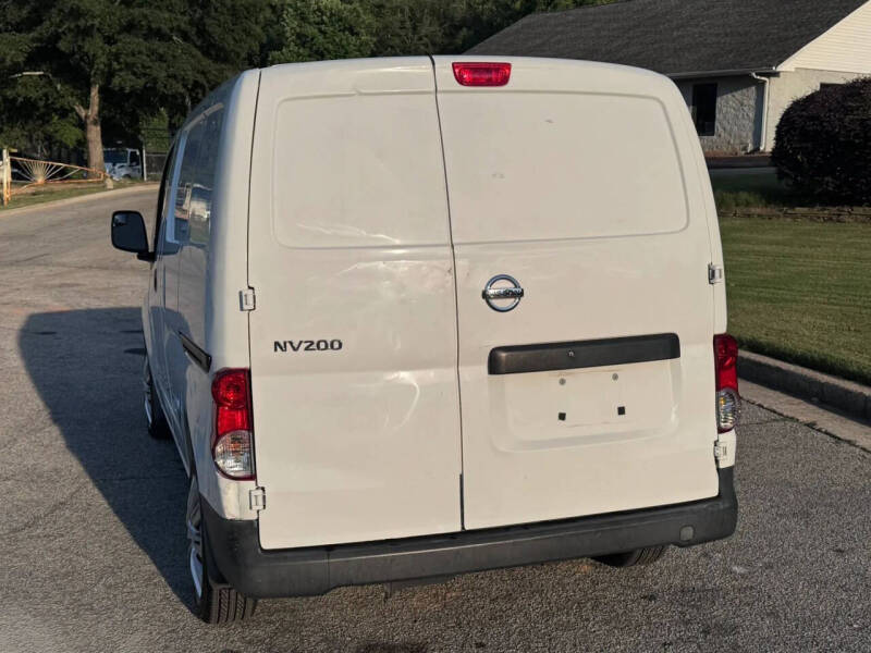 2015 Nissan NV200