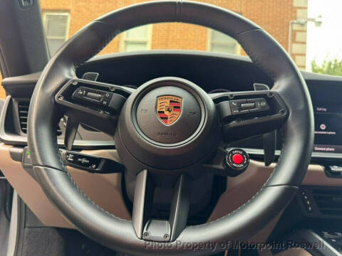 2025 Porsche 911 Carrera