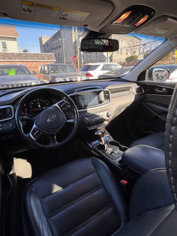 2019 Kia Sorento EX V6