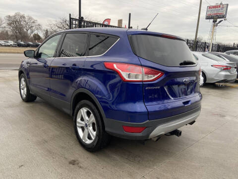 2015 Ford Escape SE