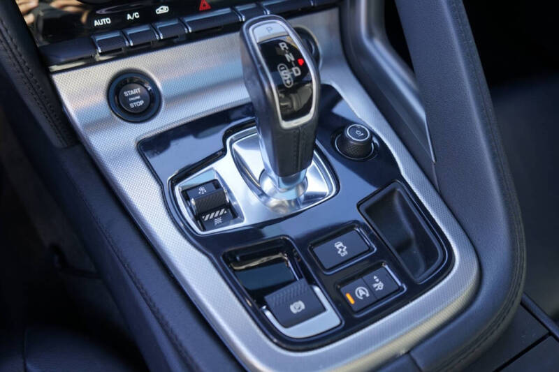 2017 Jaguar F-TYPE Premium