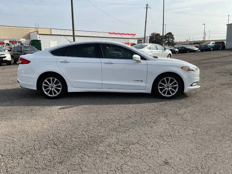 2017 Ford Fusion Hybrid SE