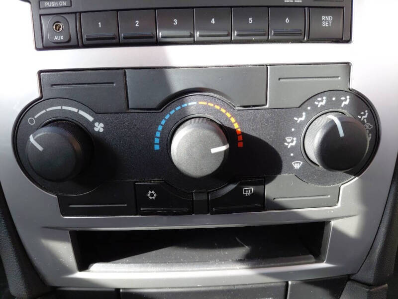 2006 Dodge Charger SE