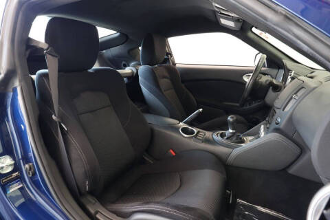 2017 Nissan 370Z Sport