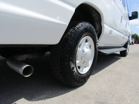 2012 Ford E-Series E-350 SD XL