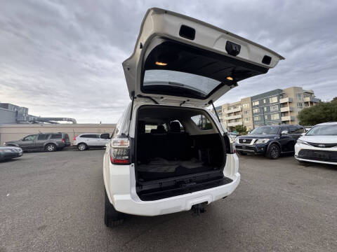 2017 Toyota 4Runner SR5