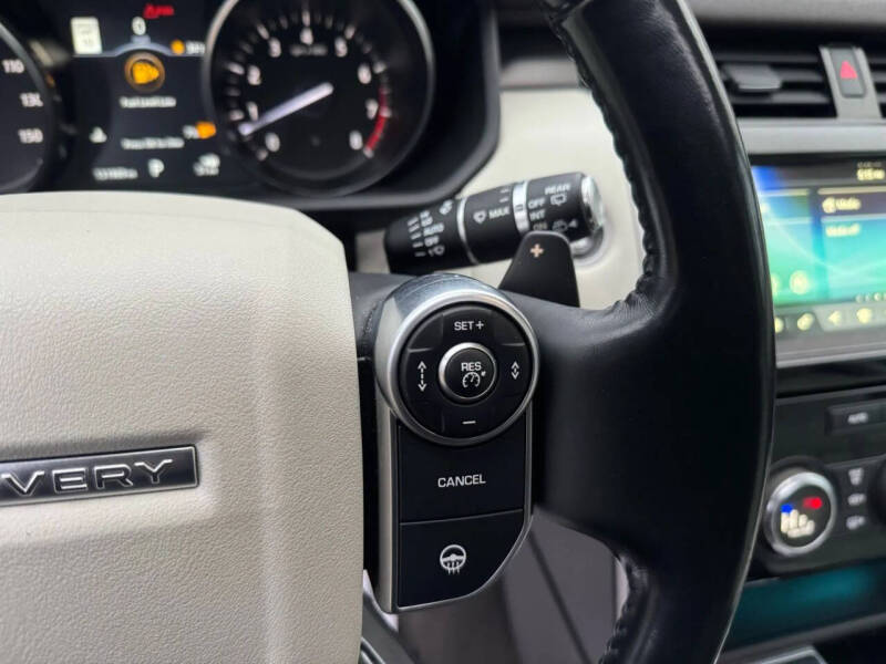 2017 Land Rover Discovery HSE Luxury