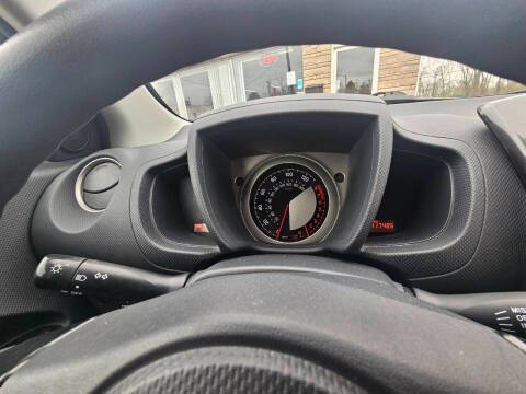 2008 Scion xD