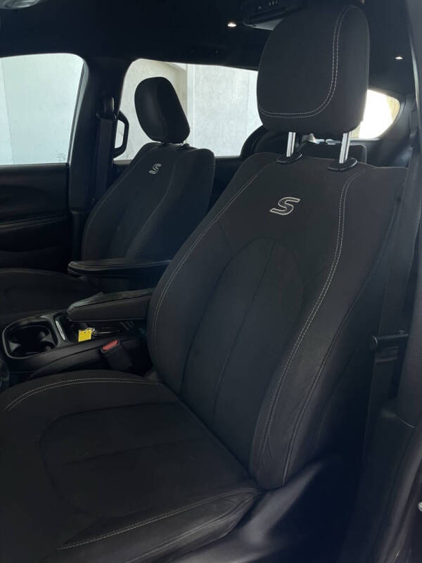 2018 Chrysler Pacifica Touring Plus