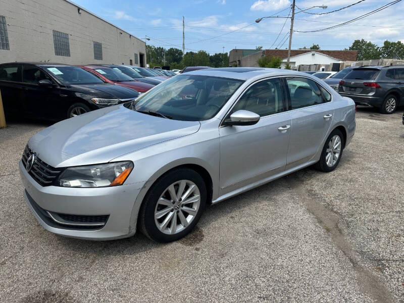 2012 Volkswagen Passat SEL