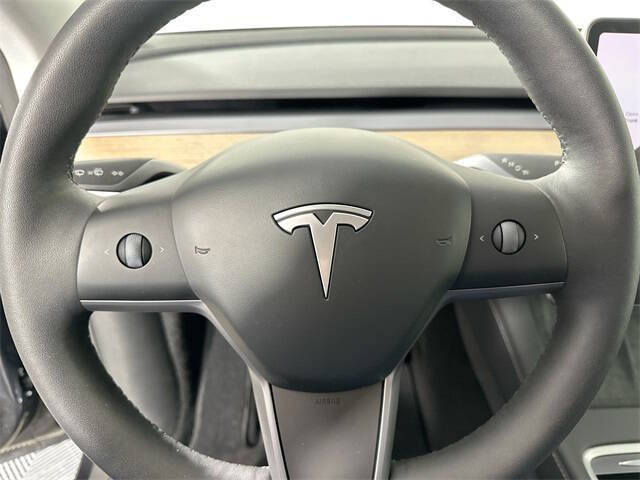 2025 Tesla Model Y Long Range