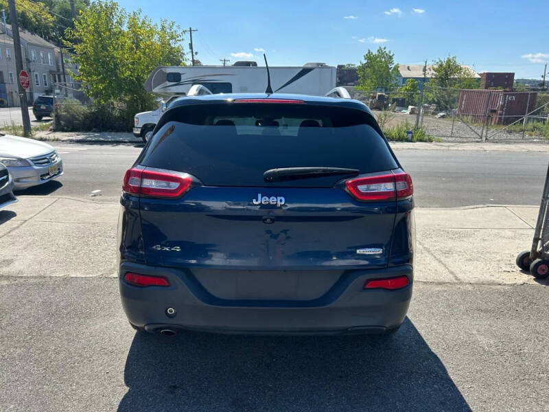 2018 Jeep Cherokee Latitude Plus